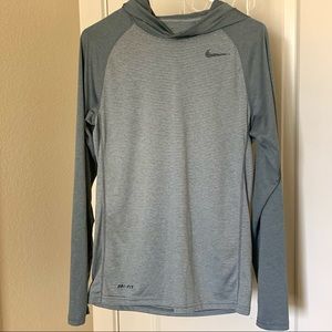 Nike Men's Hyper Dry Hooded Long Sleeve Top S
